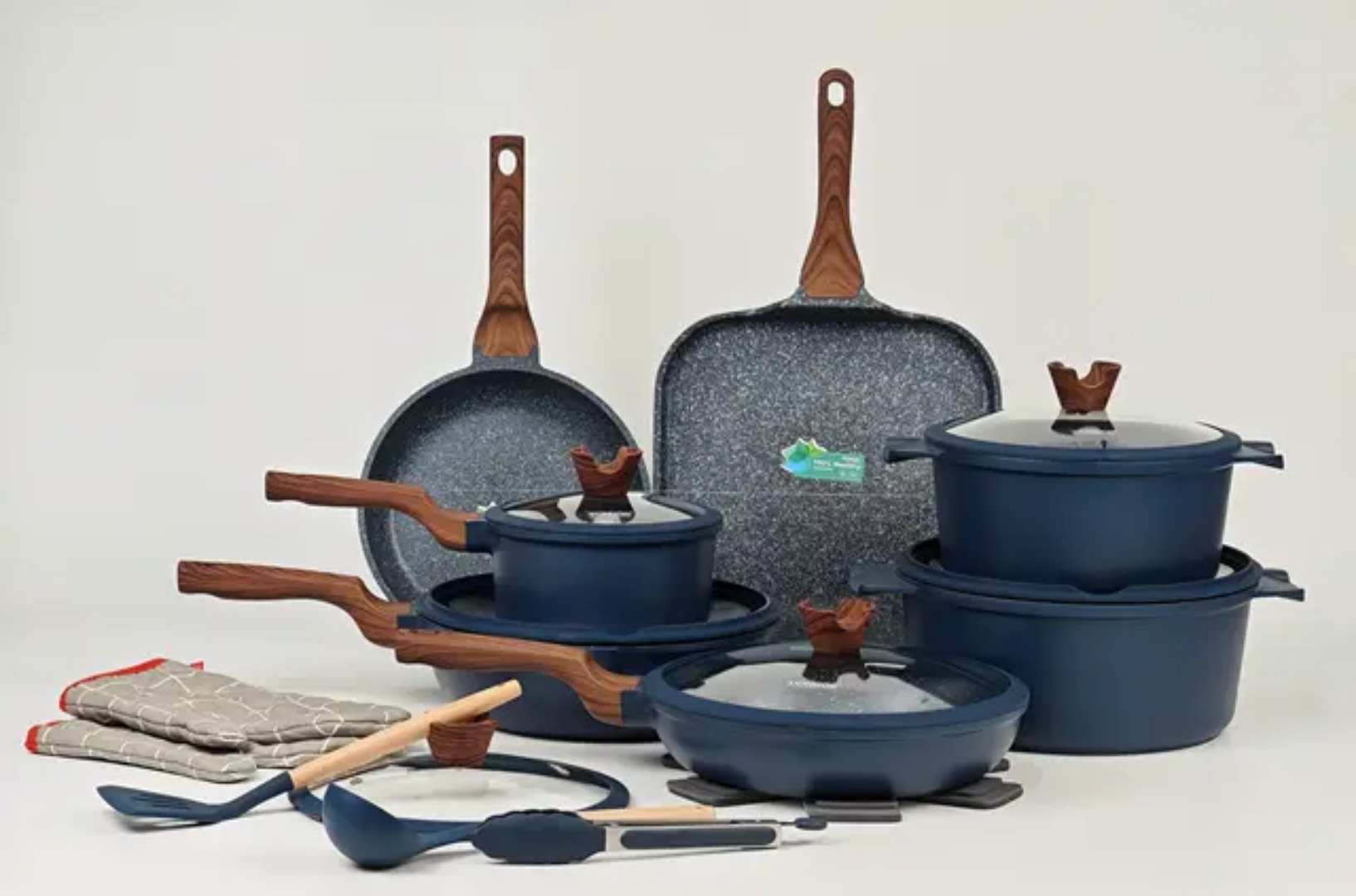 2025/10/1000054382-1.png set ecologico da 21 pezzi di qualità chef: resistente e atossico, colore blu