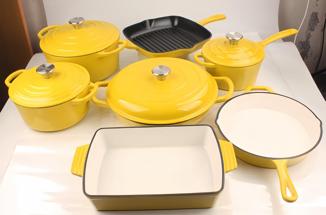 Emirad Morgan 19*9cm Milk pot (3.11kg) 25*11cm Casserole(4.67kg) 27*11cm - Image 10
