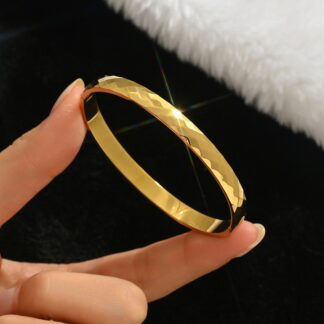 Stainless Steel Bangle – 010