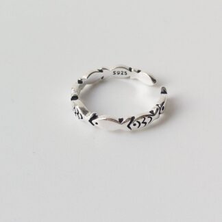 Silver-Containing Ring – 020