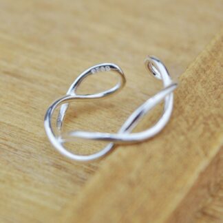 Silver-Containing Ring – 064